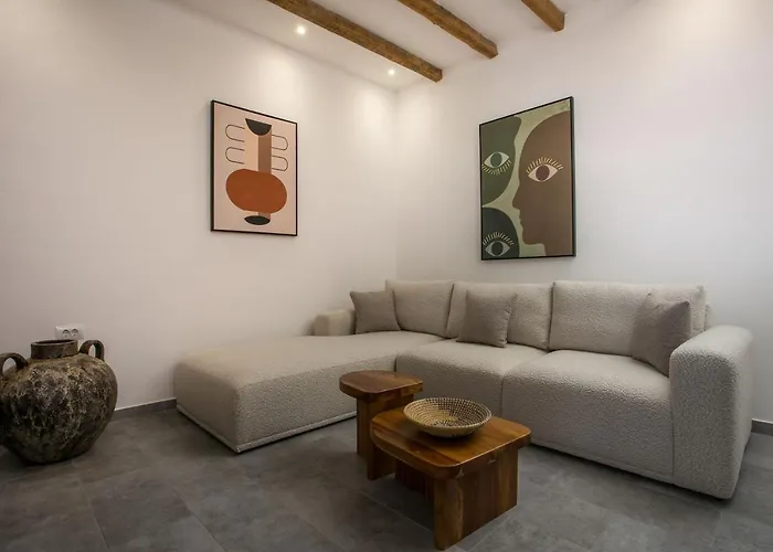 Pera 2-bedroom In The Center Of Ferienhaus *