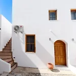 Pera 2-bedroom In The Center Of * Líndos