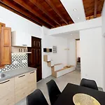 Pera 2-bedroom In The Center Of * Líndos