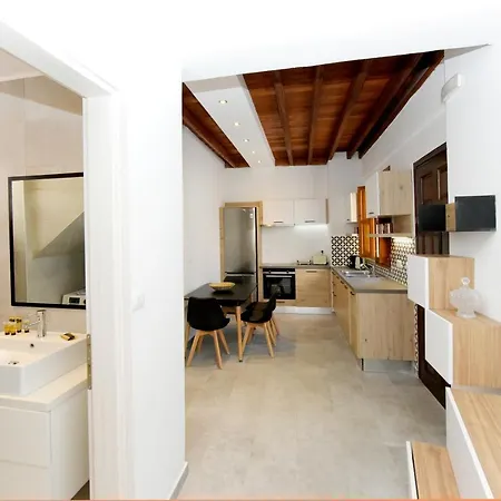 Pera 2-bedroom In The Center Of Сasa de vacaciones *