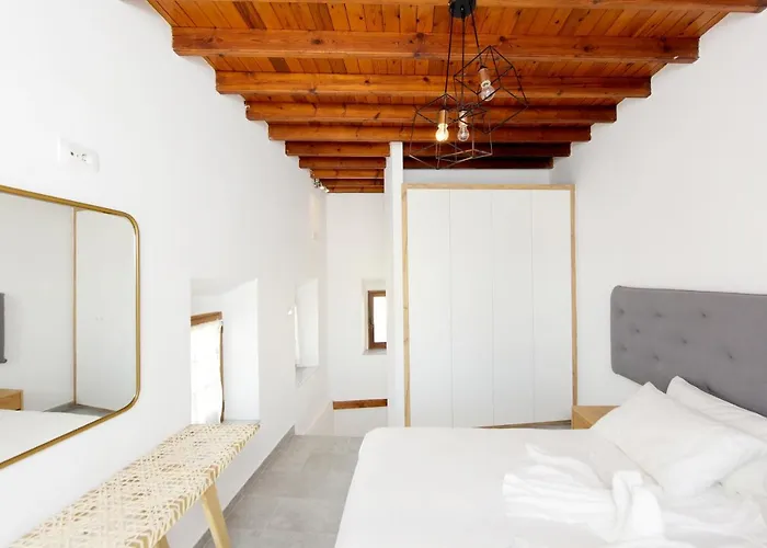 Pera 2-bedroom In The Center Of Casa de Férias