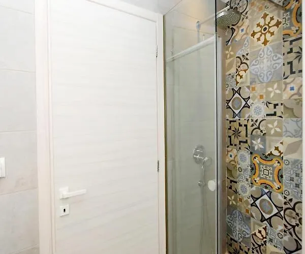 Feriehus Pera 2-bedroom In The Center Of *
