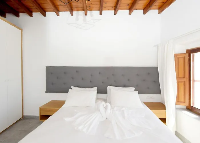 Pera 2-bedroom In The Center Of Feriehus Líndos
