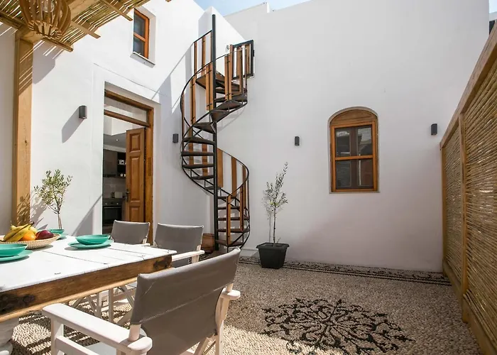 Pera 2-bedroom In The Center Of