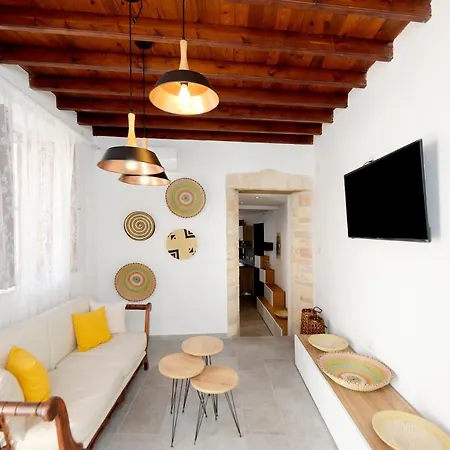 Pera 2-bedroom In The Center Of * Líndos