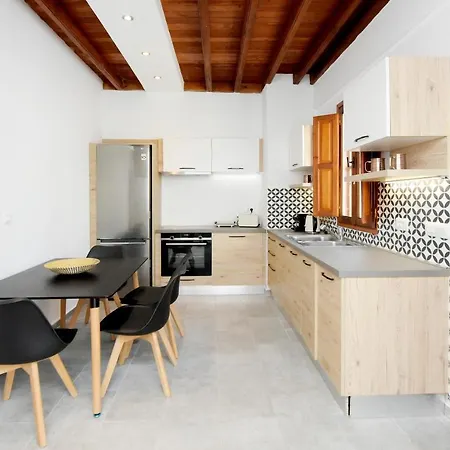 Pera 2-bedroom In The Center Of