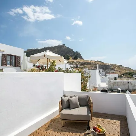 Pera 2-bedroom In The Center Of *